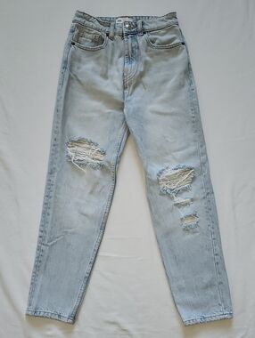 ZARA Light Wash Distressed Ripped Mom Jeans Women's Size 2
